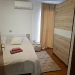 Delas Apartamento Pjescana Uvala