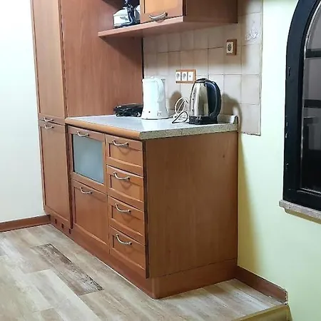 아파트 Delas